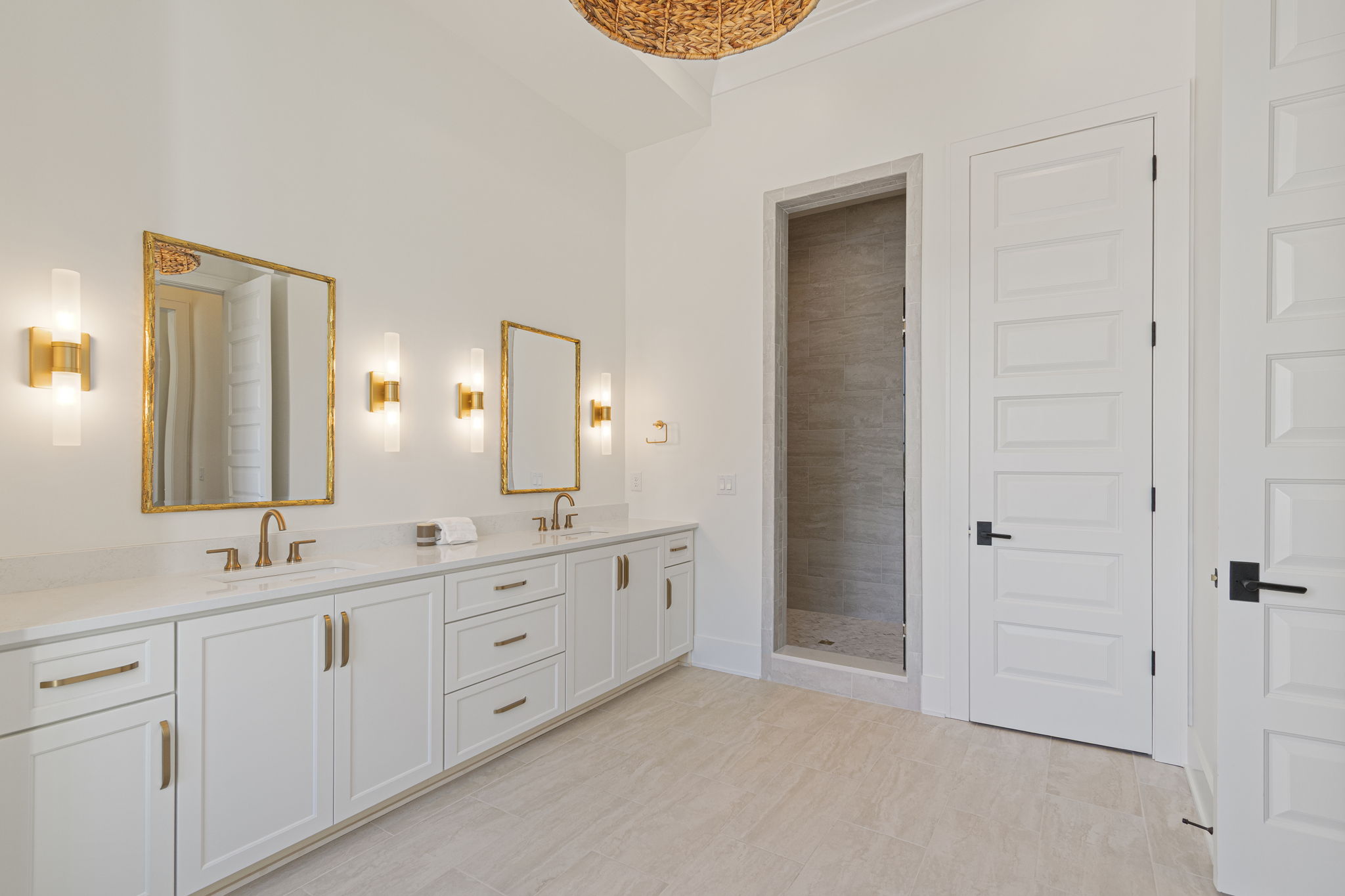 CHARLOTTE – AVAILABLE (Homesite #34)