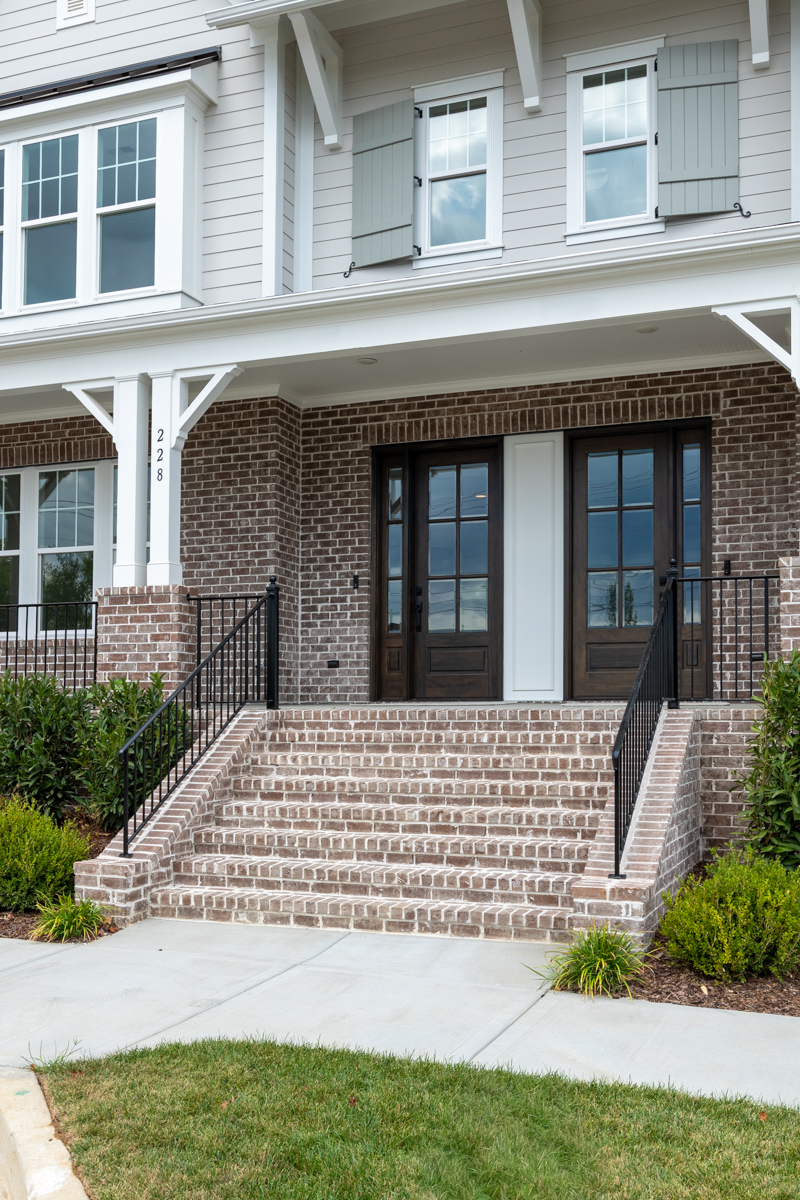 Web_04 LILY TOWNHOME – AVAILABLE (Homesite #64)